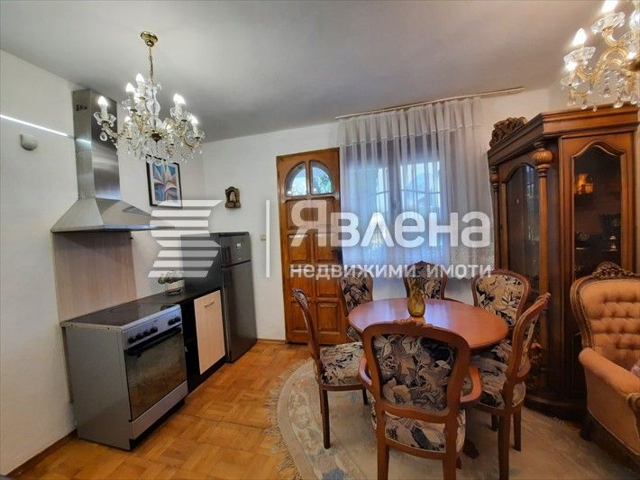 Дава се под наем Двустаен апартамент в Варна, Бриз - 64 кв.м за 435 € - Снимка #1