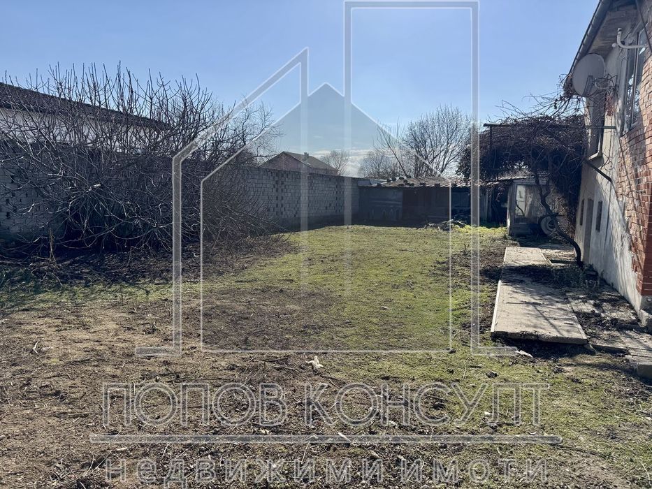 Дава се под наем Промишлена сграда в с. Трилистник, Област Пловдив - 309 кв.м за 750 € - Снимка #10