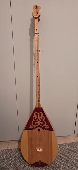 Продам Домбру в идеальном состоянии