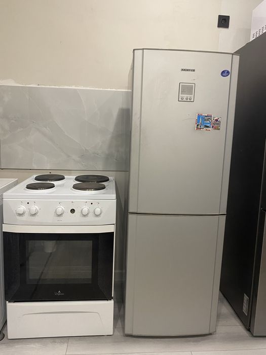 Холодильник, электроплита