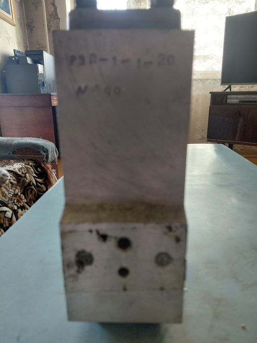 Продам пневмораспредилитель