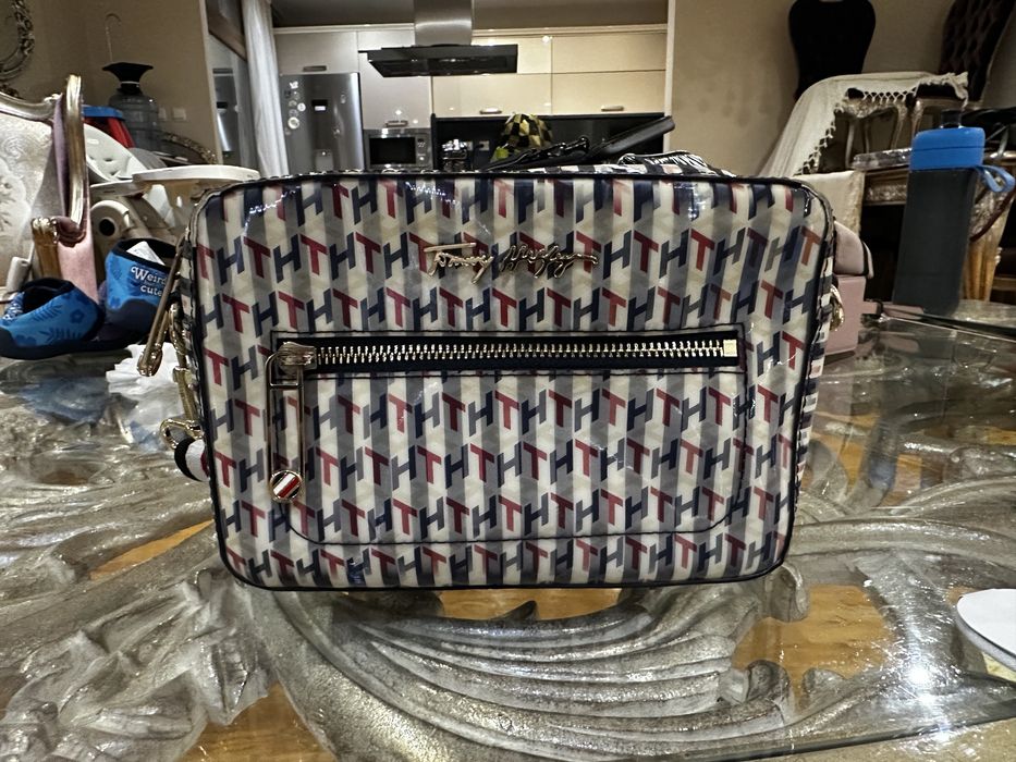 Дамска чанта