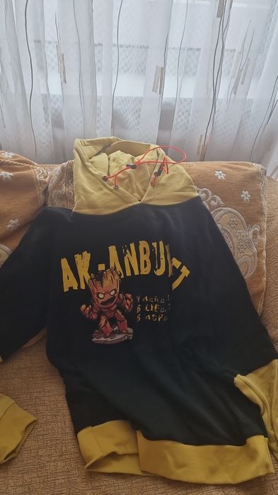 Вещи для девочек, девушек р.44-46 даром