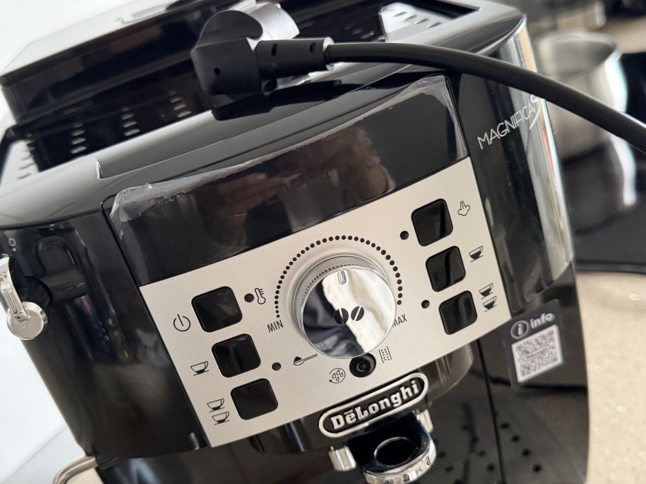Espressor automat De’Longhi Magnifica S, 1450w, sistem spumare