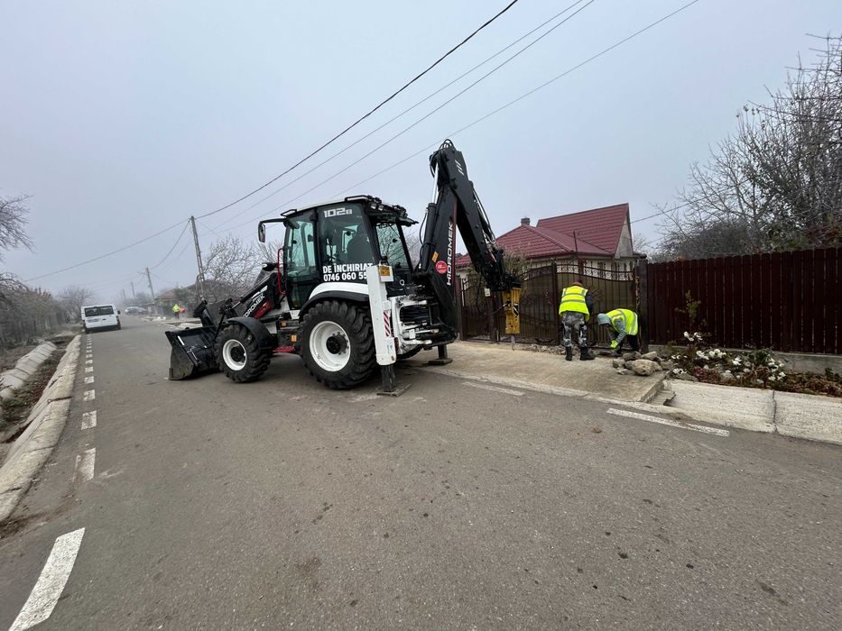 Inchiriez Buldoexcavator, Miniexcavator