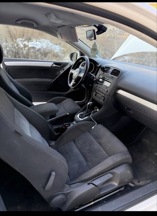 VOLKSWAGEN Golf 2011 — imagine 5