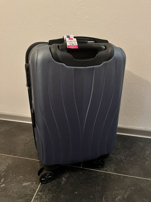 Куфар - пътнически, малък от пластмаса