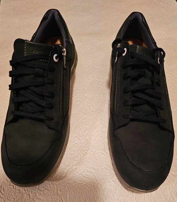 Немски качествени нови обувки продавам 48 номер - 32,5 см.