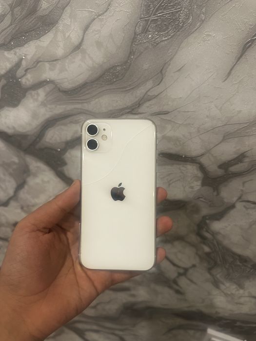 Iphone 11 с разбитым экраном
