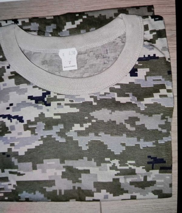 Мъжки тениски нови