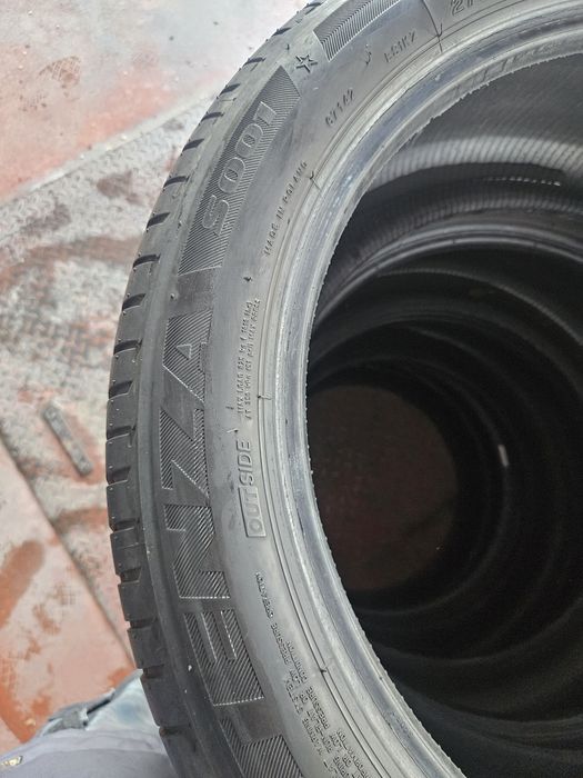 Гуми 275/40/19 дот22