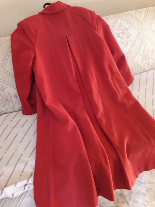 Пальто женское 50 разм.