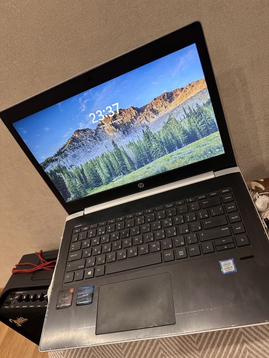 Продам компактный ноутбук HP