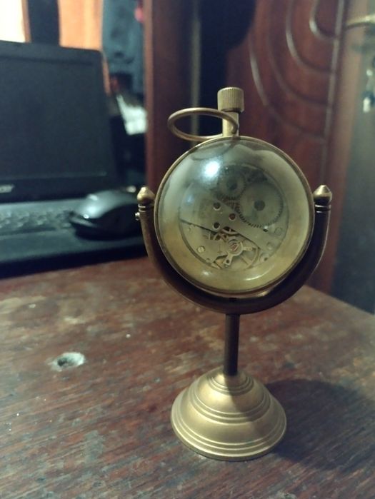 Ceas pentru mobilier