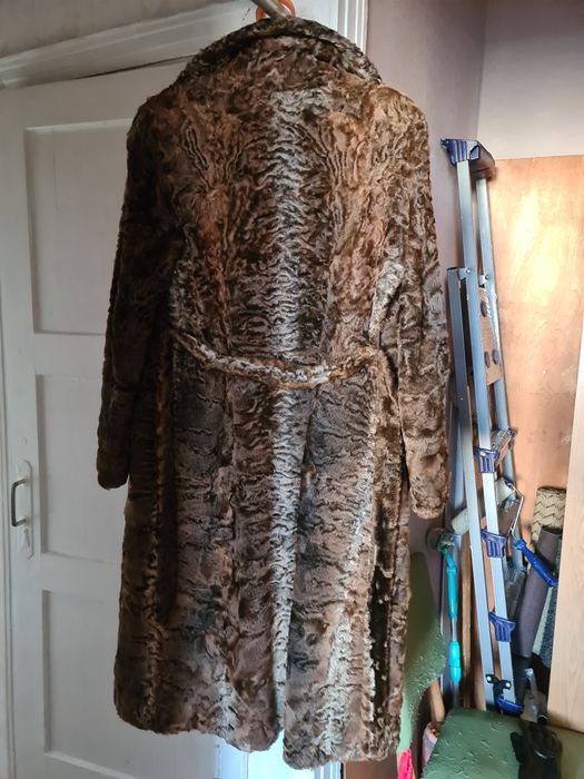 Шуба из каракульчи свакара
