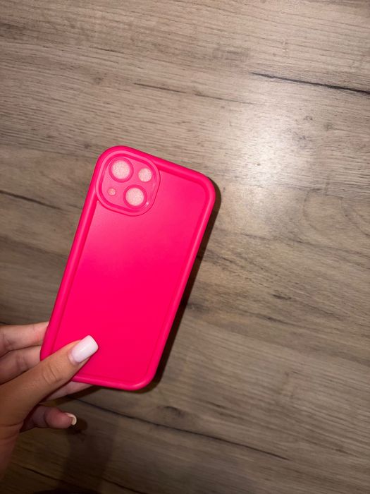 Розов калъф iPhone 13