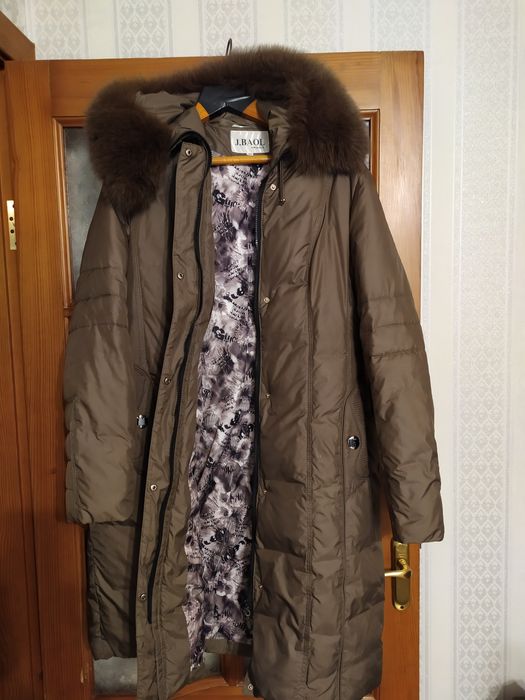 Пуховик зимний женский