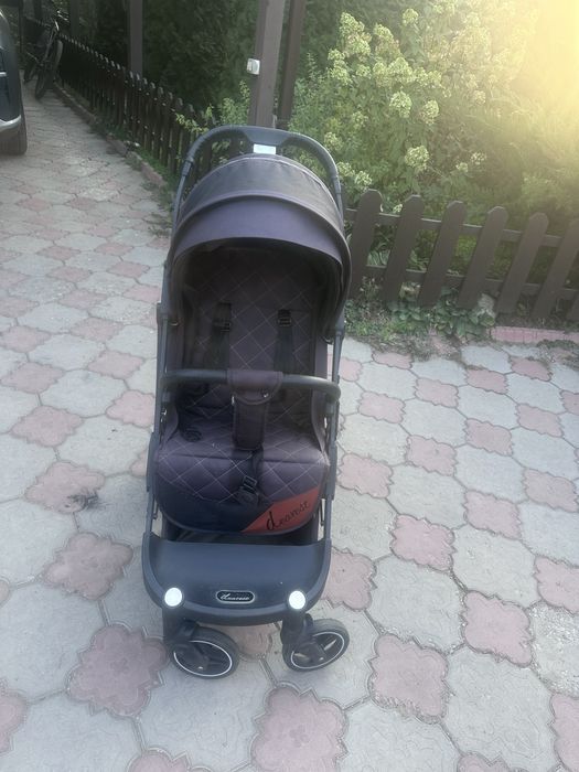 Продам коляску прогулочную