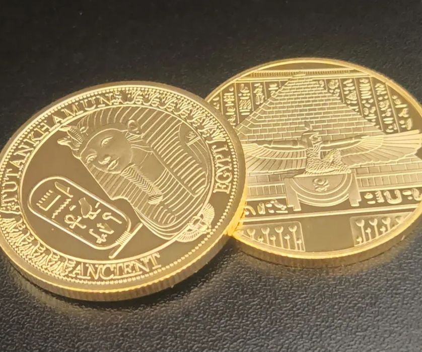 Възпоменателна монета Египетска пирамида и Сфинкс
