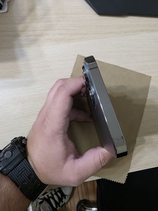 Vand Iphone 13 pro max 1 tb