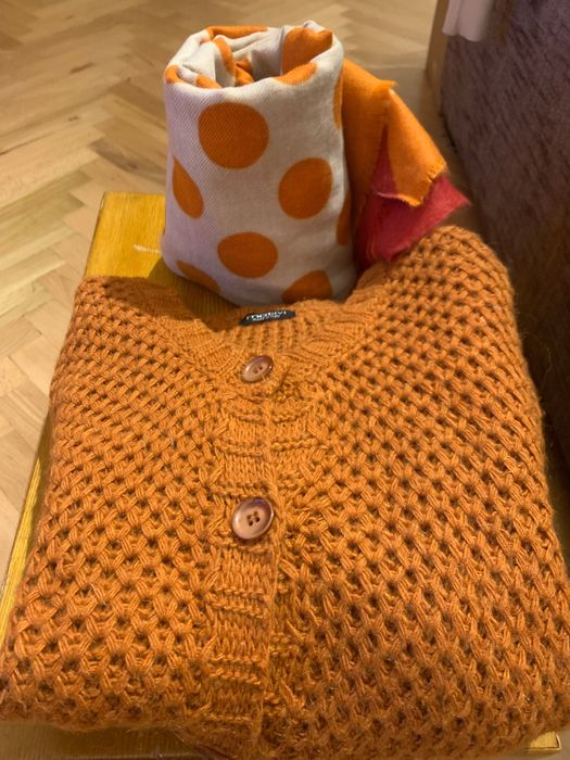 Разкошен шал с десен точки( вълна и вискоза)