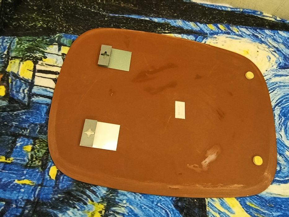 Зеркало новое 65× 45 настенное