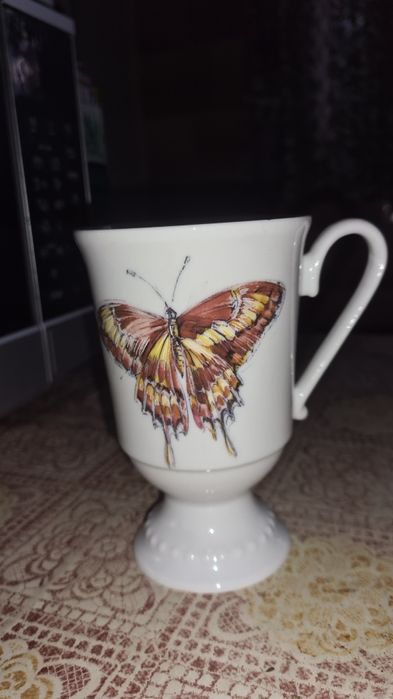 Ceainic și 2 cești.