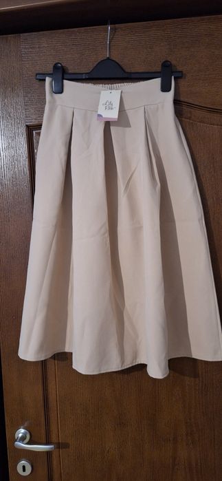 Fusta midi cu pense,