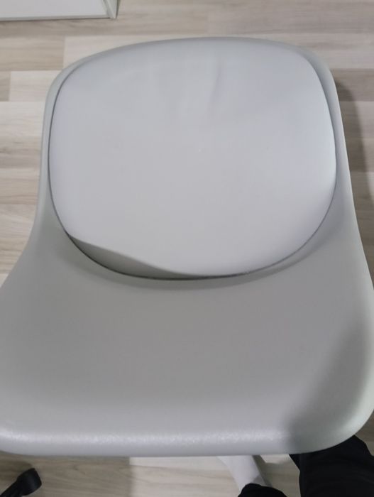 Scaun de birou sau living