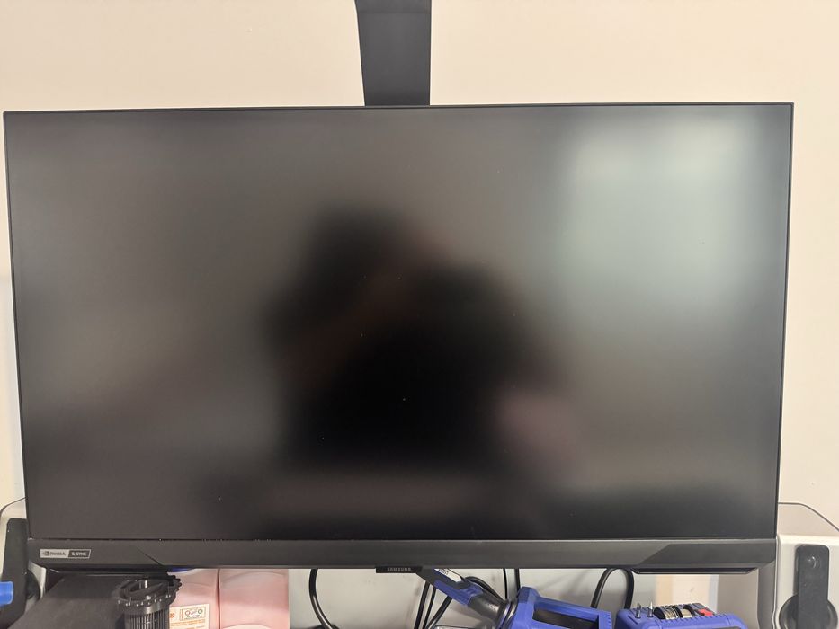 Monitor 4K LED IPS Samsung 32” impecabil, garantie 04.2026