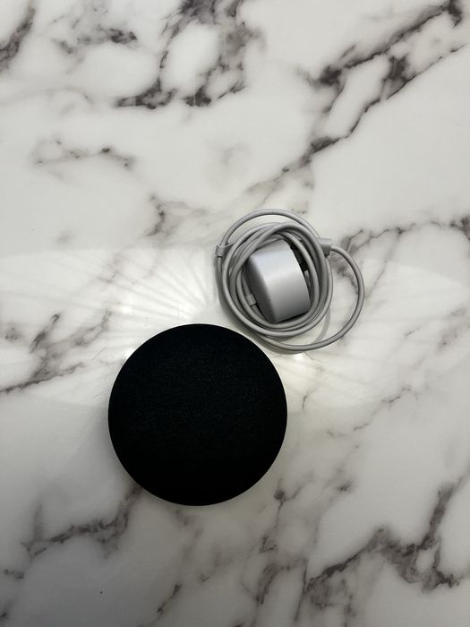 Гугъл със зарядно