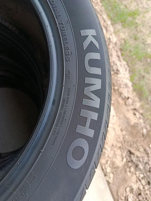 215_55_R17 Kumho eksta