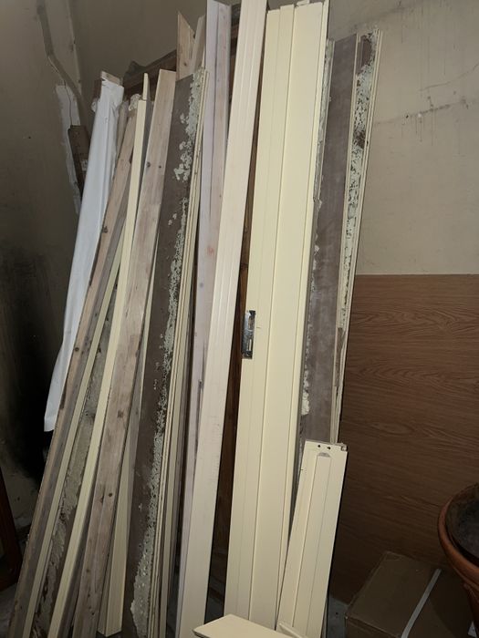 Продам срочно 5 дверей
