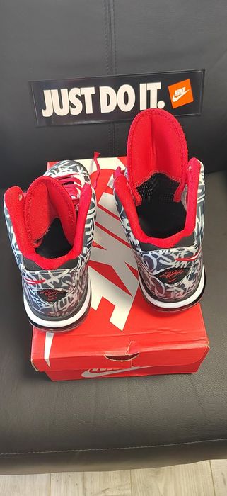 Nike Lebron VIII Graffiti, номер 38,5