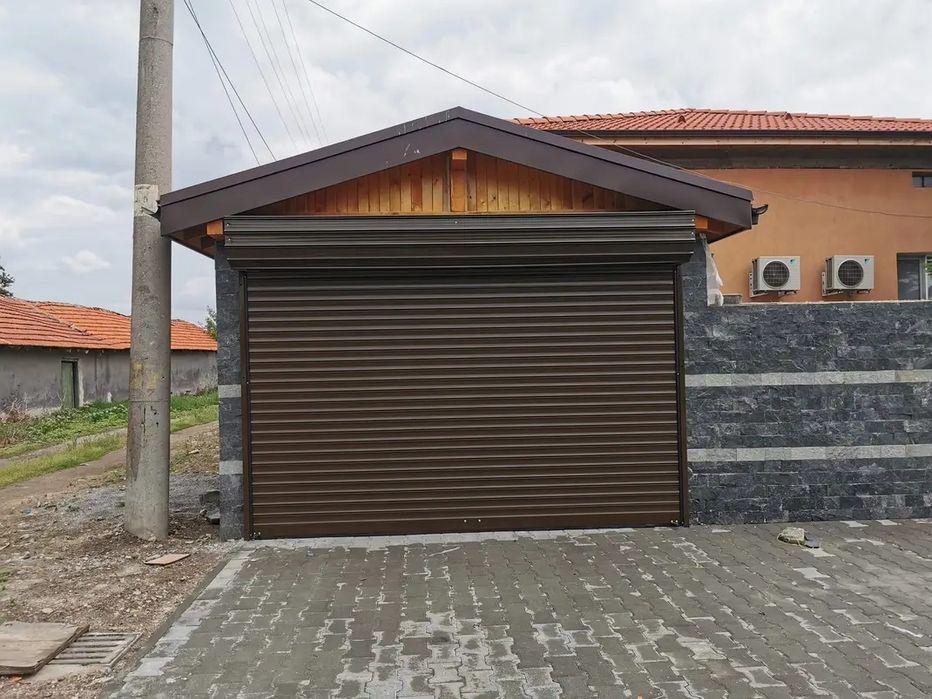 Ролетни и секционни врати