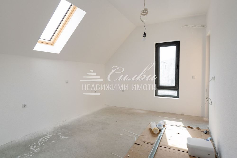 Продава се Тристаен апартамент в Шумен, Болницата - 114 кв.м за 1200 €/кв.м - Снимка #3