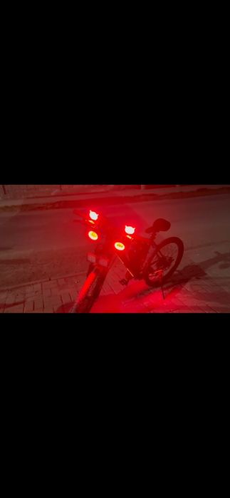 Велосипед с доп фарами