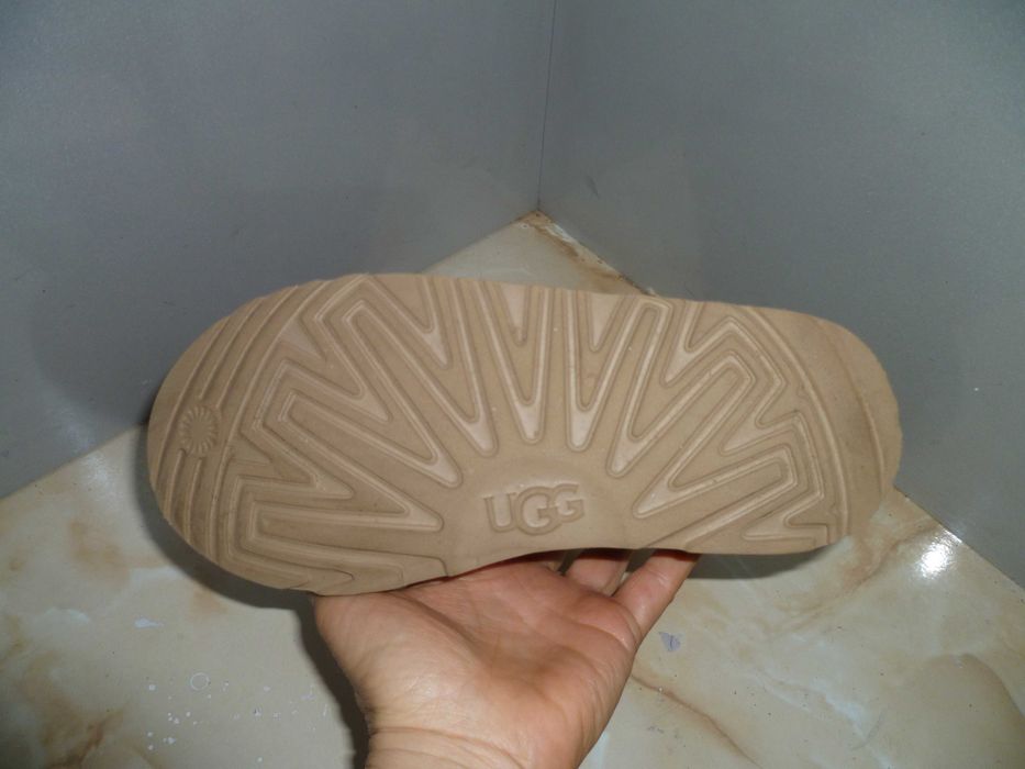 UGG оригинални ботуши №35