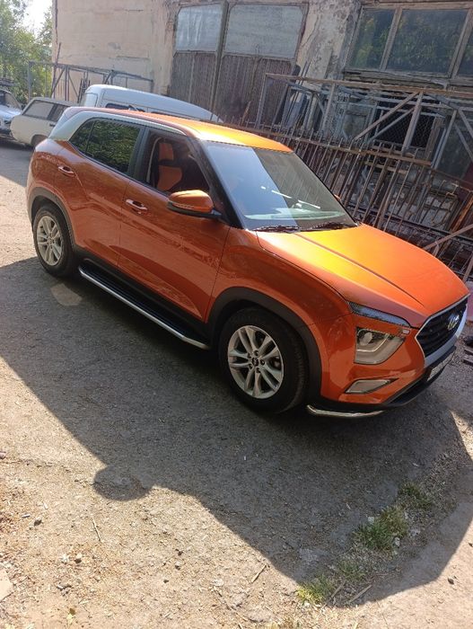 Hyundai .  Creta