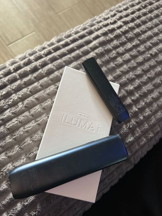 vând VEEV+IQOS iluma i