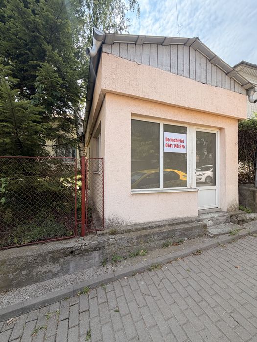Inchiriez spatiu comercial