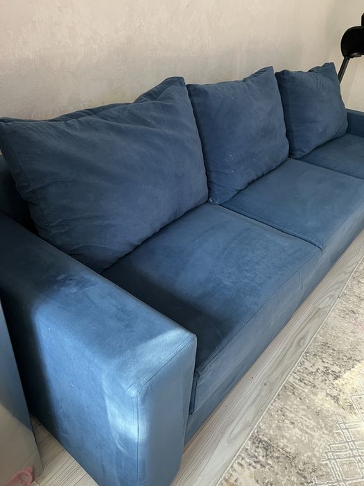 Продам диван трансформер  3м