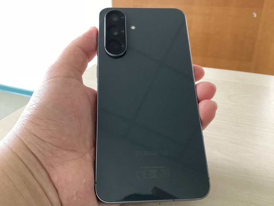 Samsung A56 (8/256)