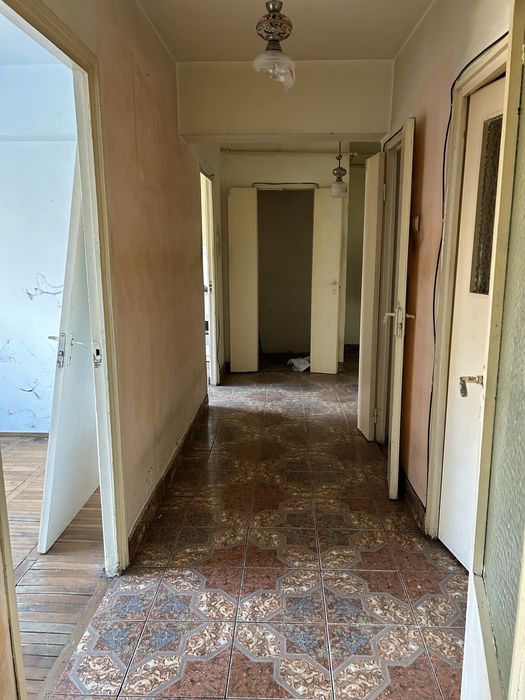 Apartament cu 3 camere intr-o Locatie excelnta pe b-dul Unirii!