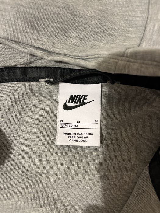 Aнцунг Nike tech fleece