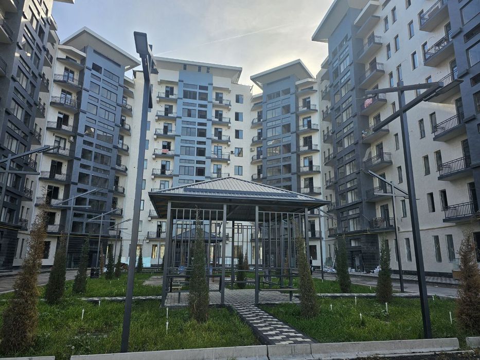 Продается 2х комнатная квартира Кадышева базар конечная (RV)