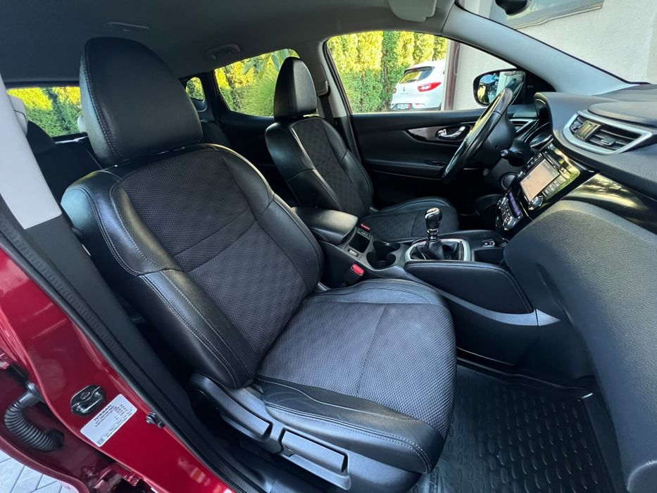 Nissan Qashqai Tekna 4x4 1.6 D*Full Options*Piele*Camere 360*Navi*Keyless Entry &Go