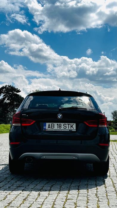 Vând BMW X1 ( XDrive )