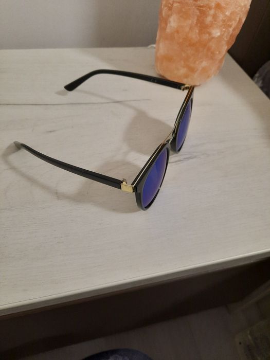 Екстравагантни дамски слънчеви очила