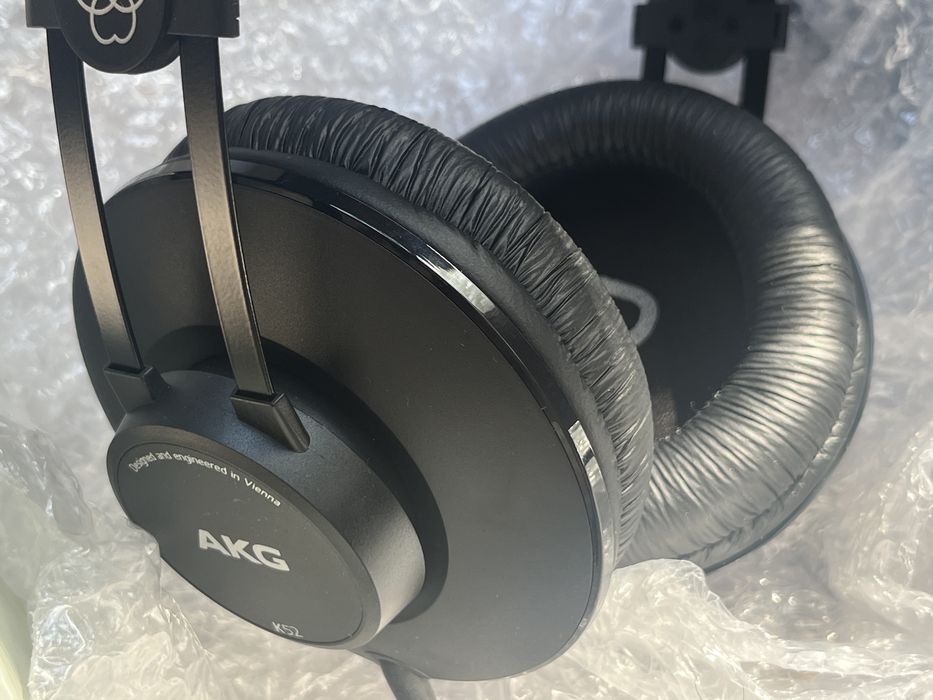 Наушники AKG K52